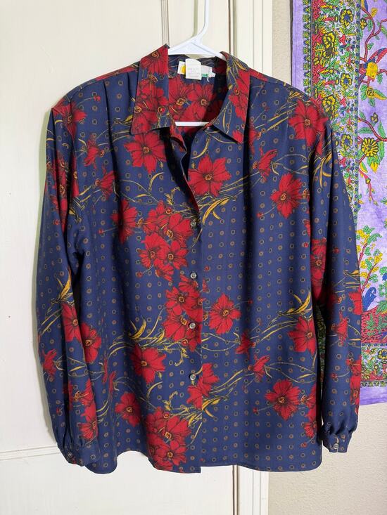 Breeches Tops - Vintage Breeches 100% Wool Floral Blouse Womens 14 Red Blue Button Shirt USA